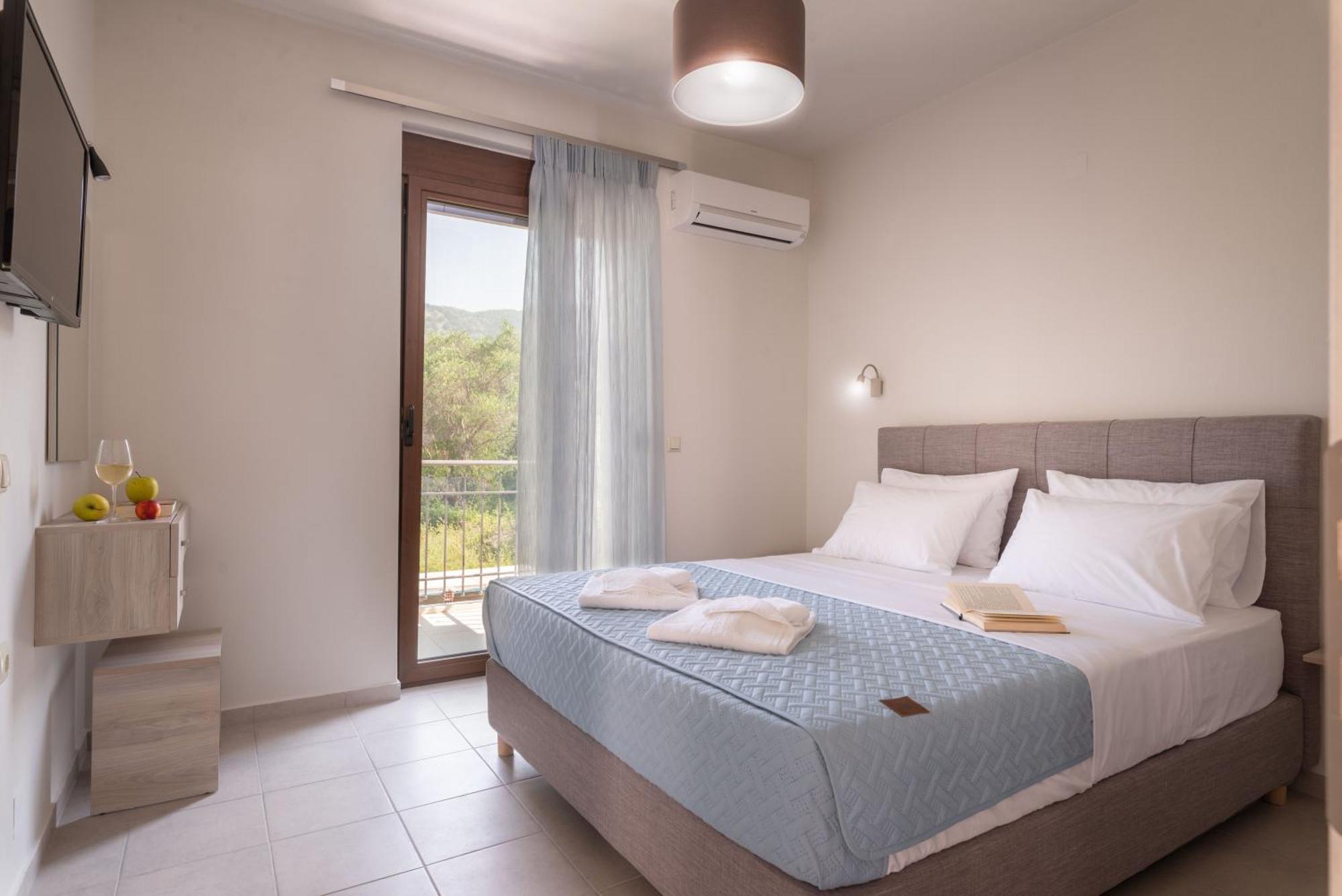 Tesoro Luxury Apartments Сивота Экстерьер фото